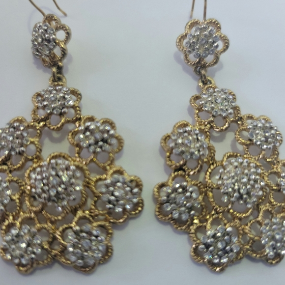 VINTAGE CRYSTAL CHANDELIER EARRINGS - Picture 7 of 8